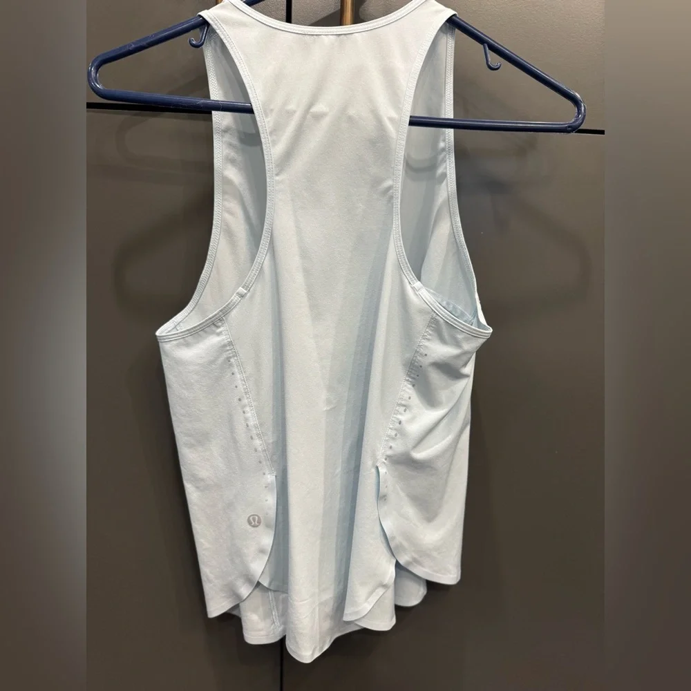 Lululemon Lightweight Stretch Running Tank Top Womens Size 4 - Picture 4 of 5